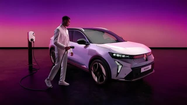 Ile ładuje się samochód elektryczny? Sprawdź czasy ładowania i metody