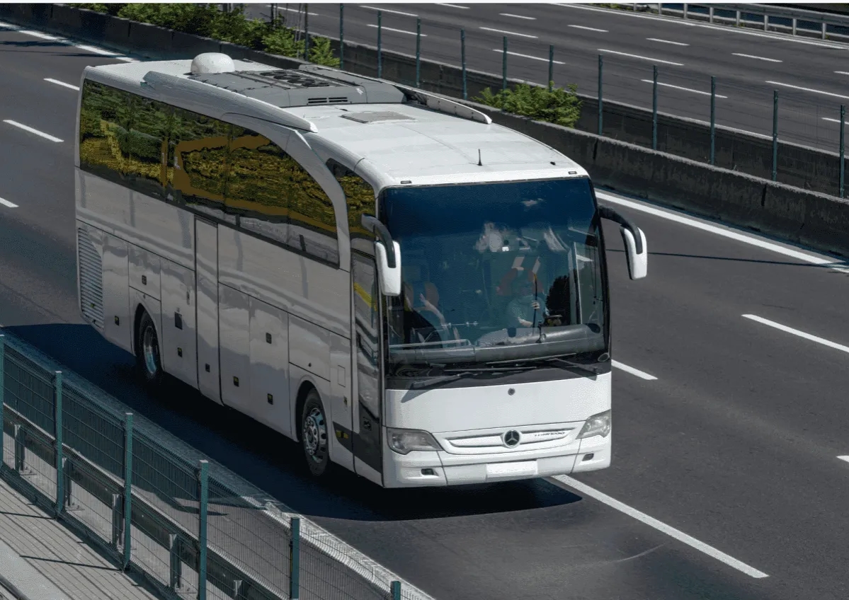 Ile pali bus 20 osobowy? Odkryj zaskakujące zużycie paliwa