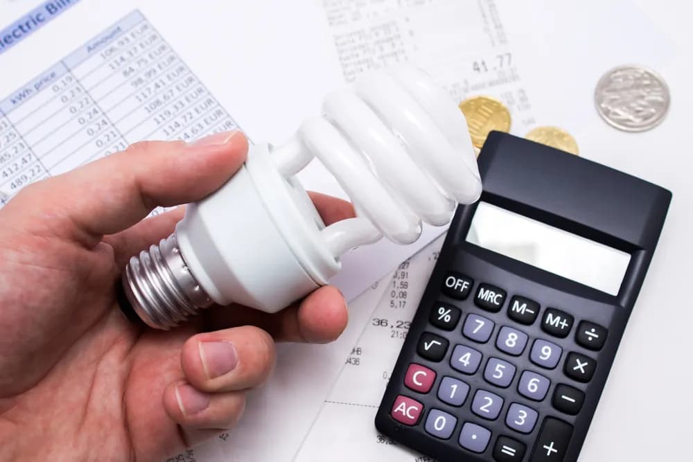 Tesla Saver Eco - co to jest i jak może obniżyć Twoje rachunki?